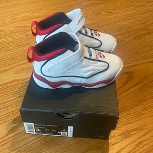 Jordan Pro Strong sneakers
